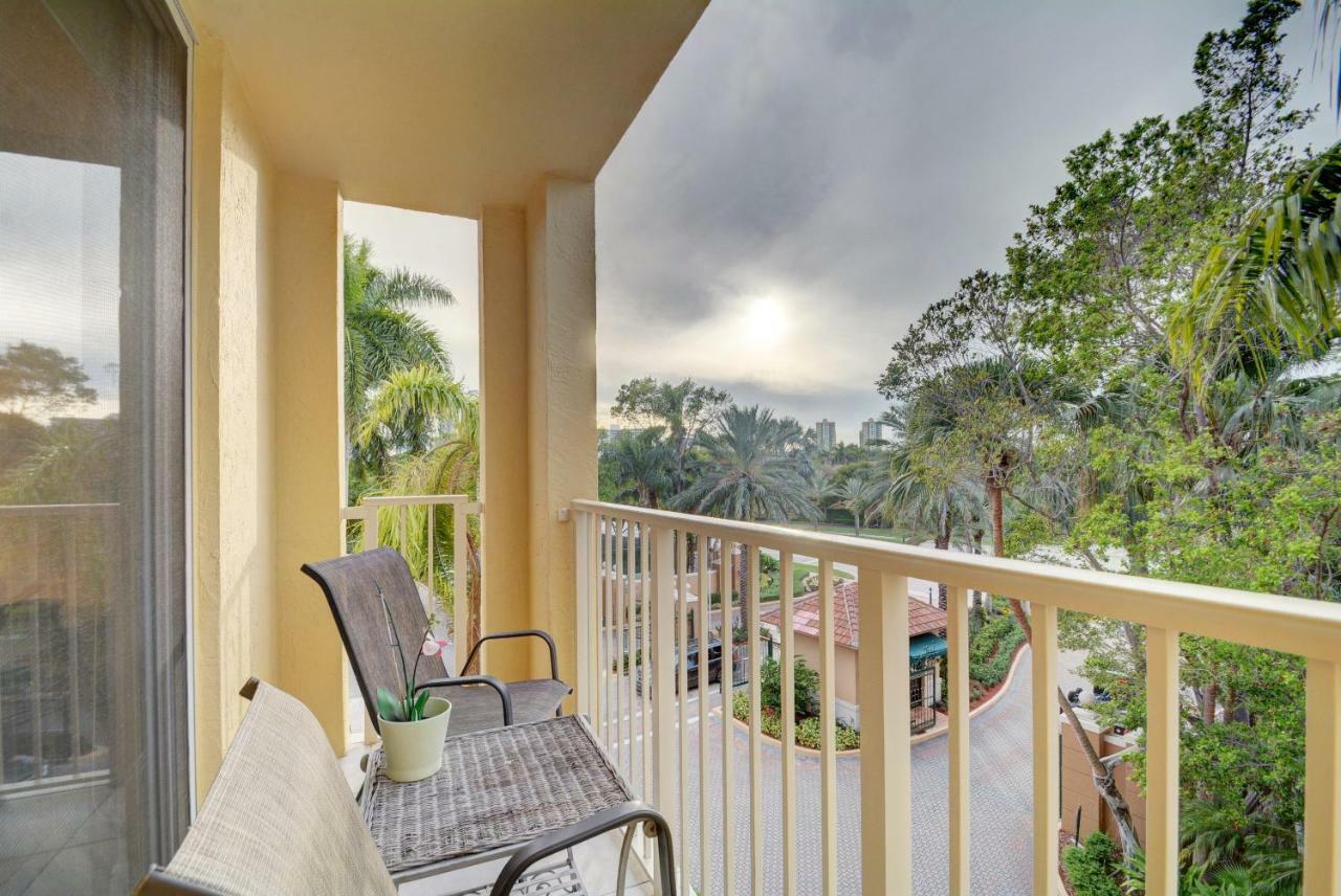 Appartamento Renovated 2/2 Unit At Yacht Club/Aventura Esterno foto